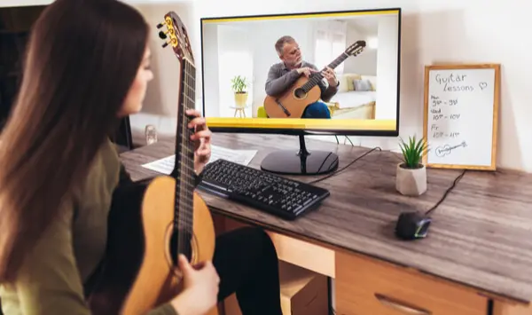 Online Guitar Lessons