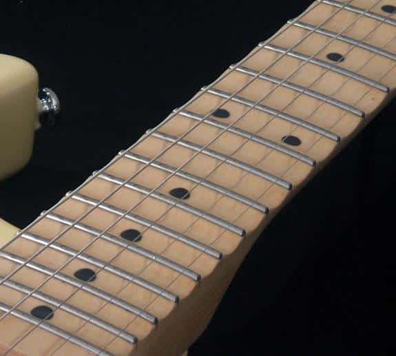 Advantages of Scalloped Fretboard
