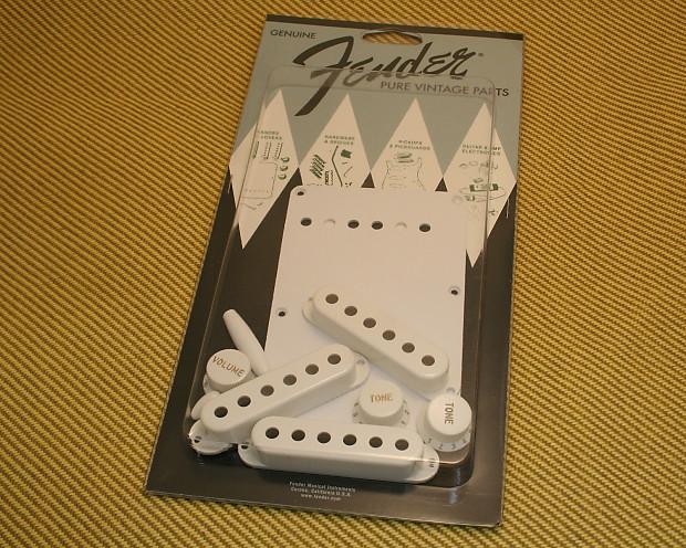 Fender Pure Vintage 1954 Stratocaster Knob Set