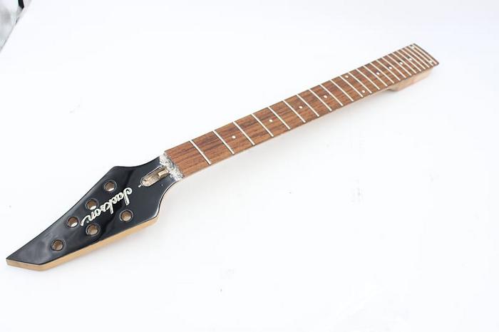 Fret Access and Sound Quality