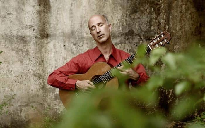 Prevention of Injuries While Playing Guitar