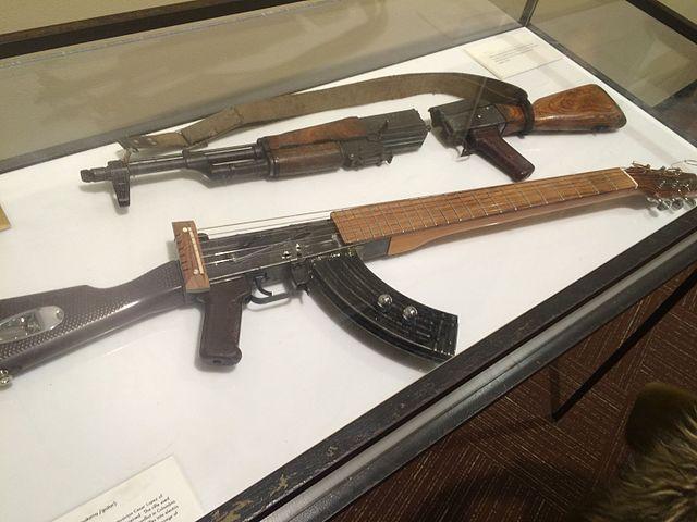 The Escopetarra: A Forerunner