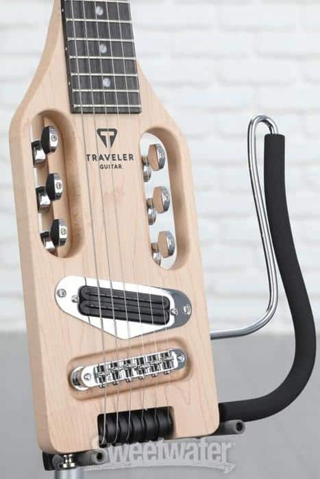 Why Choose a Lightweight Electric Guitar