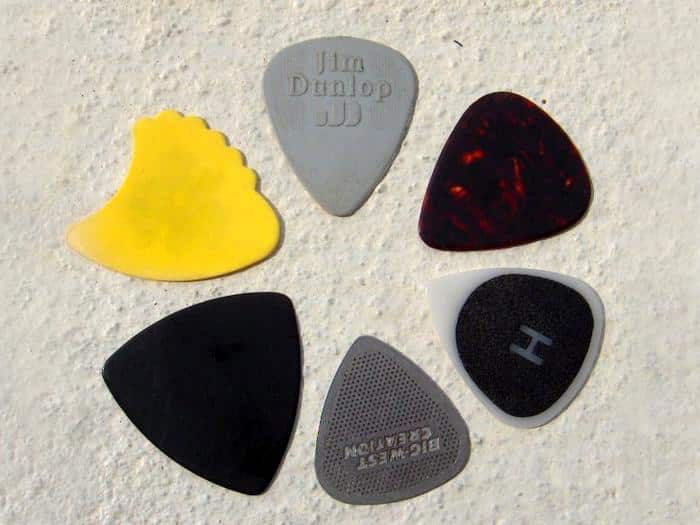 Understanding Jazz Guitar Pick Materials