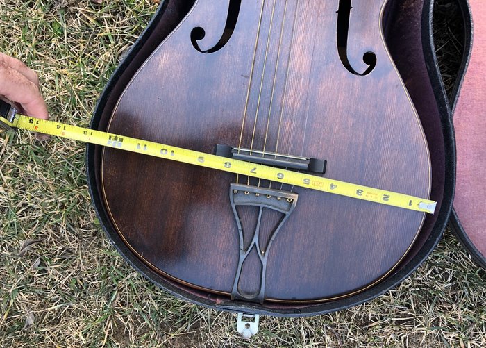 1917 WEYMANN 'f' Sound-hole Guitar Style 24 - Leaving This World