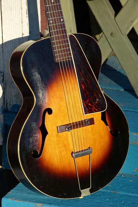 c.1936 Gibson-made Old Kraftsman KG-31 Archtop Guitar