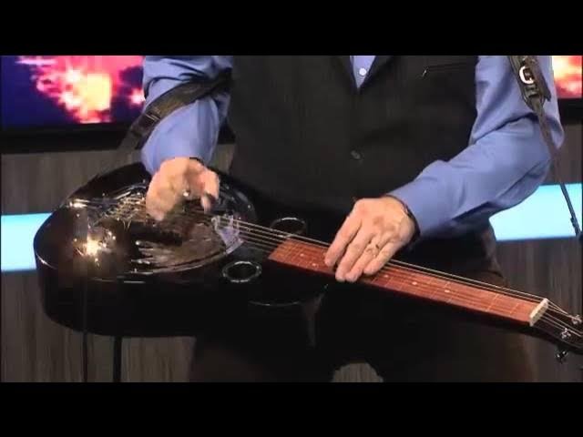 World Renowned Dobro Player Jerry Douglas Performs