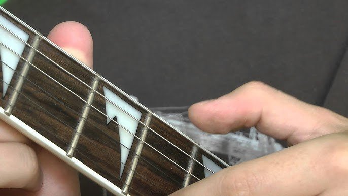 Guitar Lesson: How To Tune A Guitar Low E string
