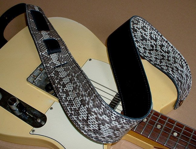 Durango-Suave Exotic Guitar Strap - Genuine Snakeskin