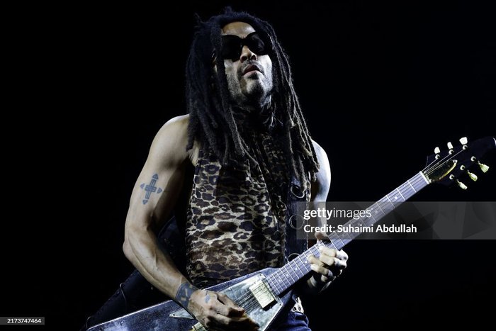 Lenny Kravitz performs during the Formula 1 Singapore Grand Prix ...