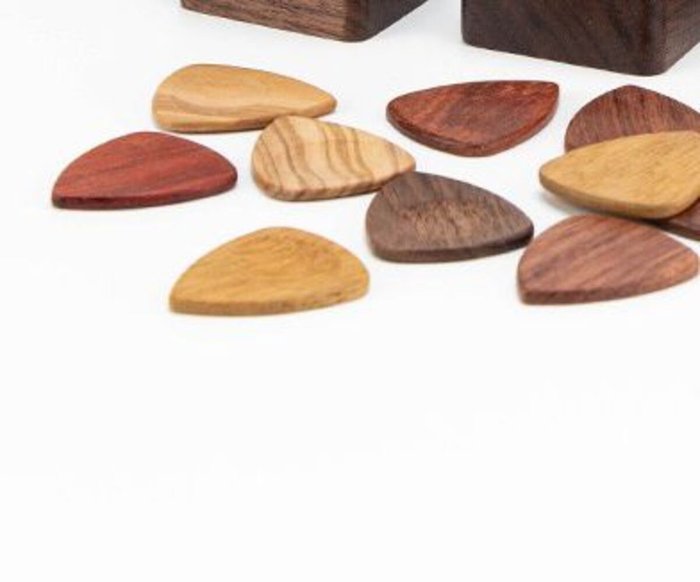 Wood guitar picks